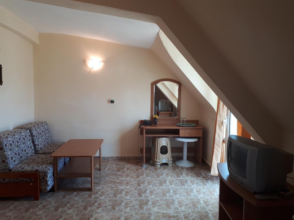 Hotel Palace Кранево Экстерьер фото